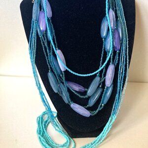 Lot of 3 Beaded necklace blue tone Color Necklace preloved jewelry